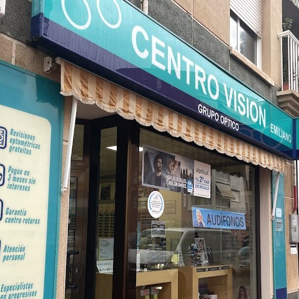 Centro Visión Emiliano Águilas Escaparate